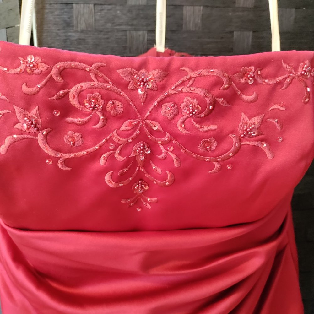PROM DRESS - Picture 2 of 5